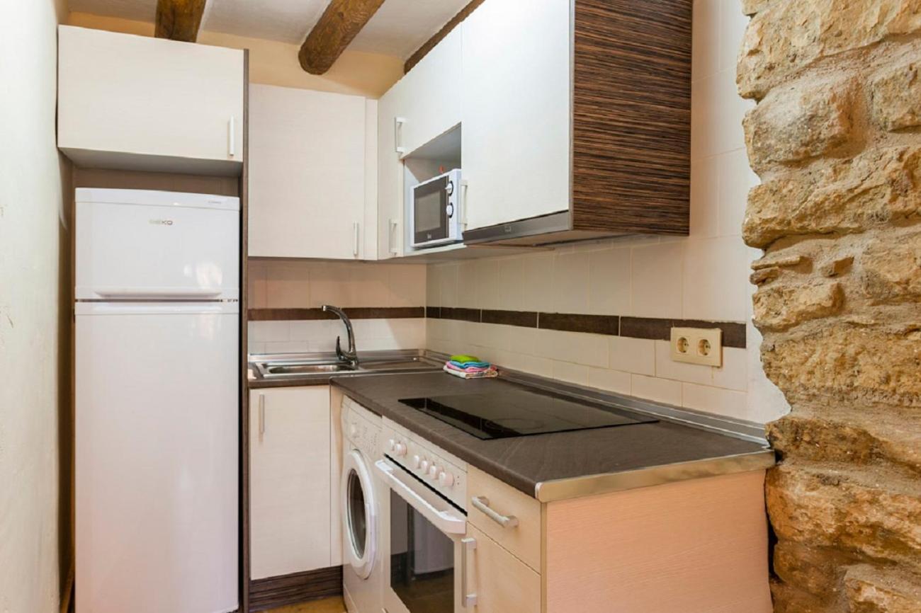Apartamentos Casa Samper Santa Eulalia de Gállego Habitación foto