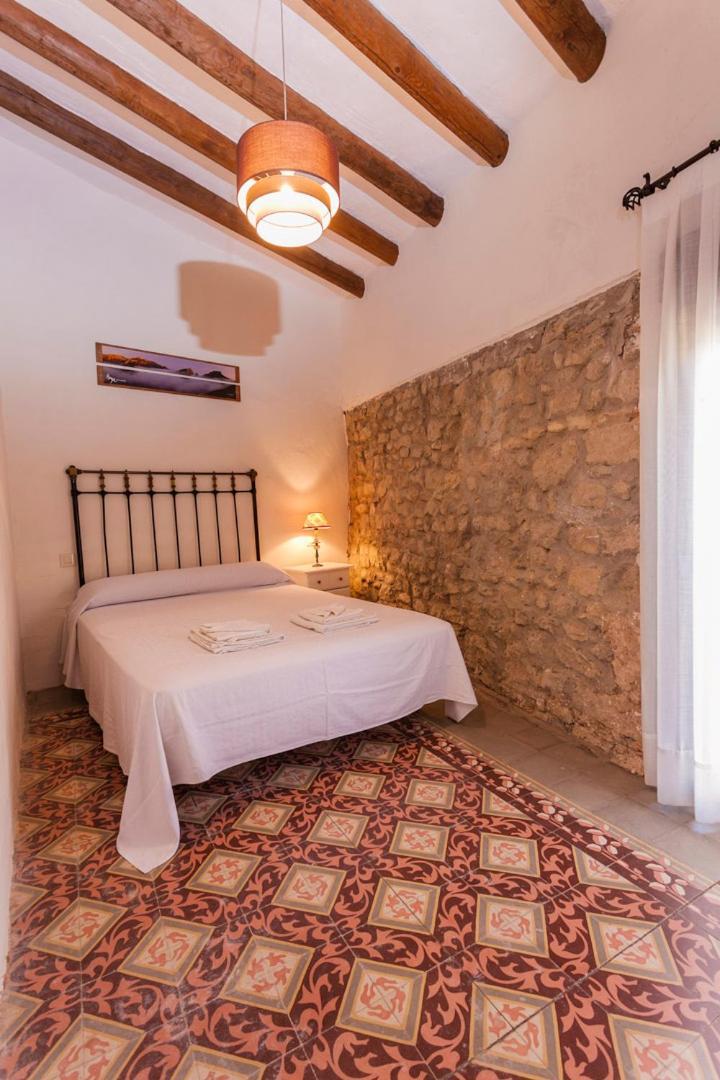 Apartamentos Casa Samper Santa Eulalia de Gállego Habitación foto
